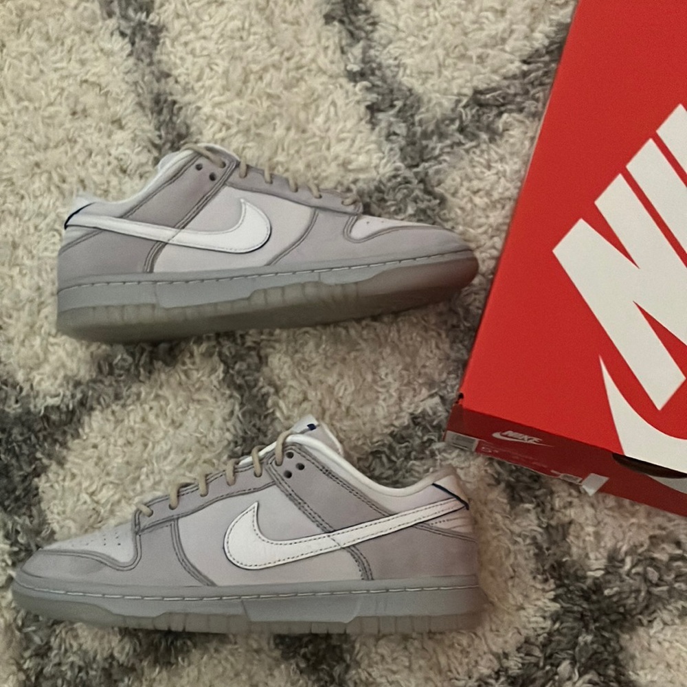 Nike dunk low Pure platinum/ white wolf grey